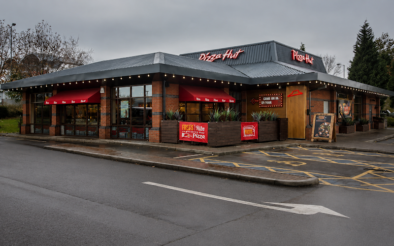 Pizza Hut Windsor Dine In