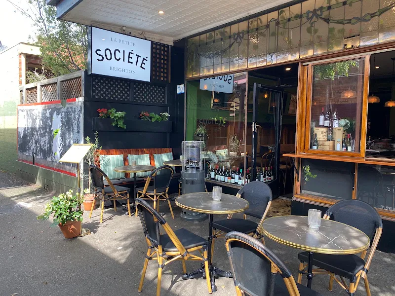 La Petite Société