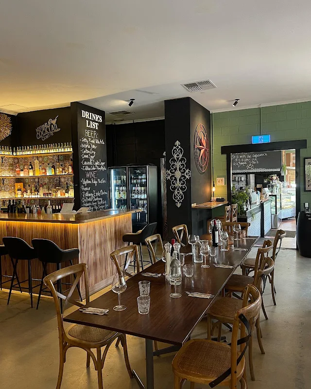 Red Hill Cafe and Wine Bar