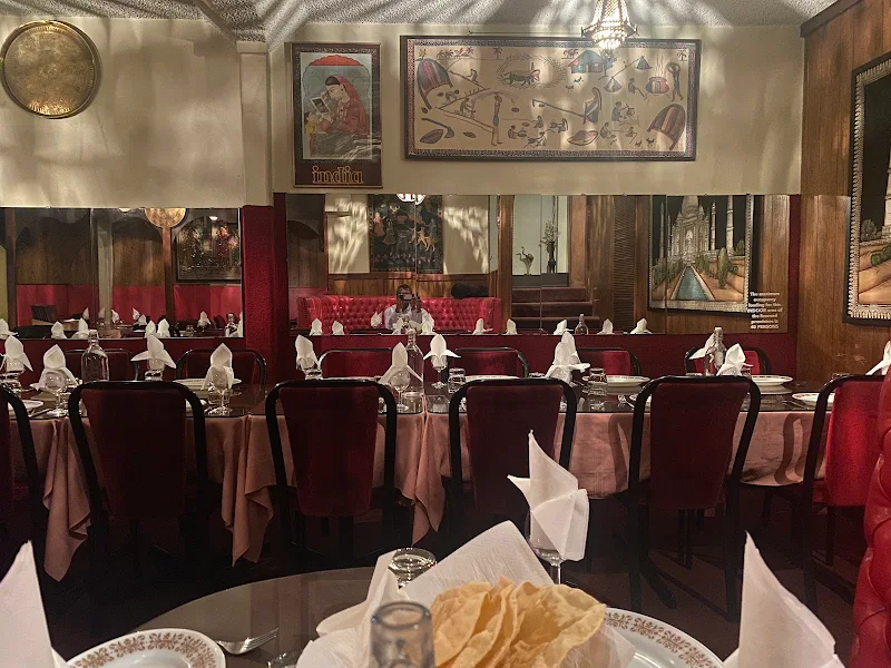 Taj Mahal Indian Restaurant