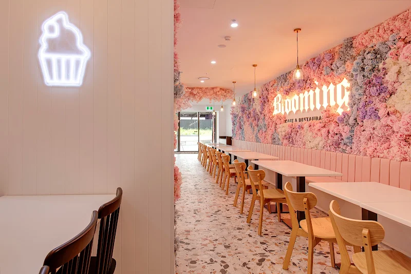 Blooming Cafe and Restaurant