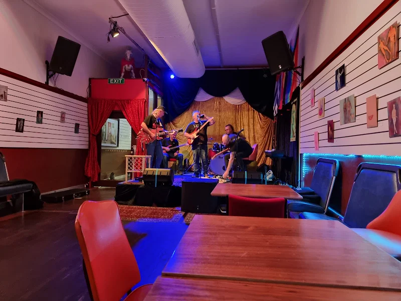 Banshees Bar & Art Space