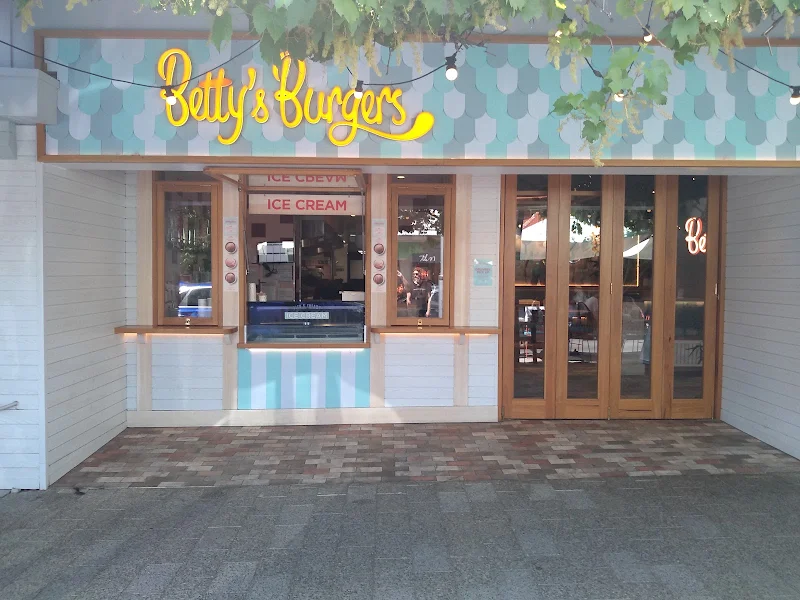 Betty's Burgers