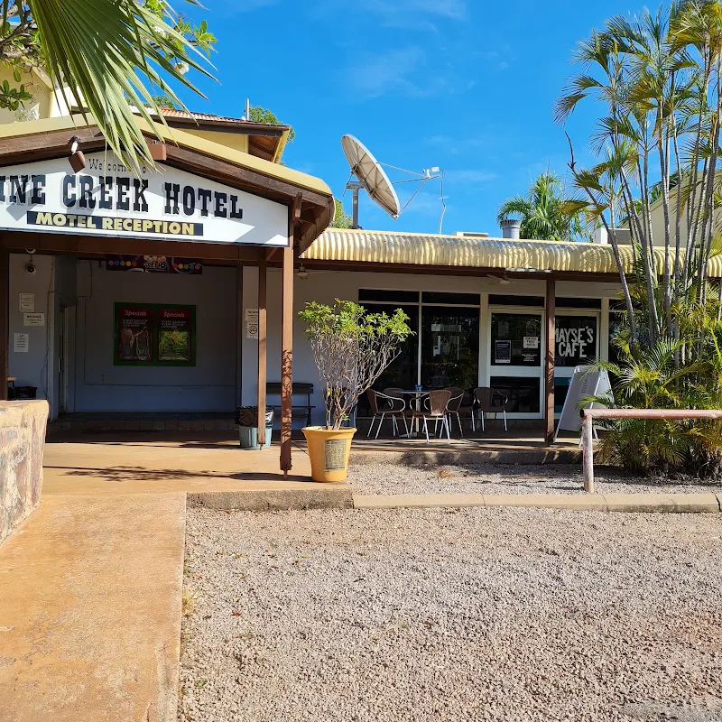 Mayse's Cafe