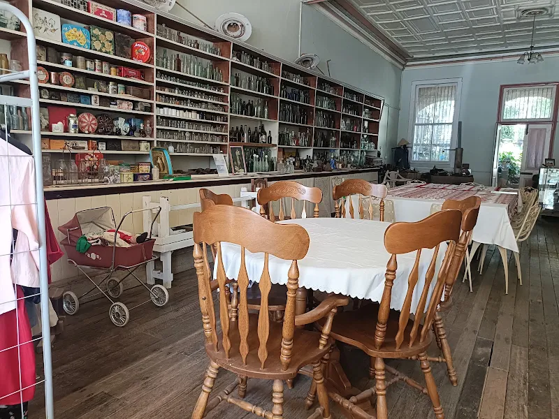 Thorps Building Heritage Tea Room and Treasures