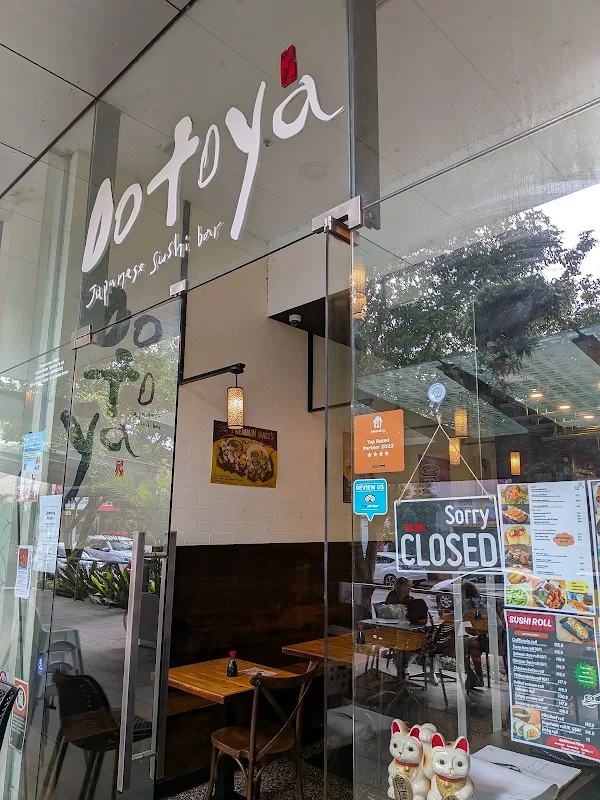 Ootoya Japanese Sushi Bar