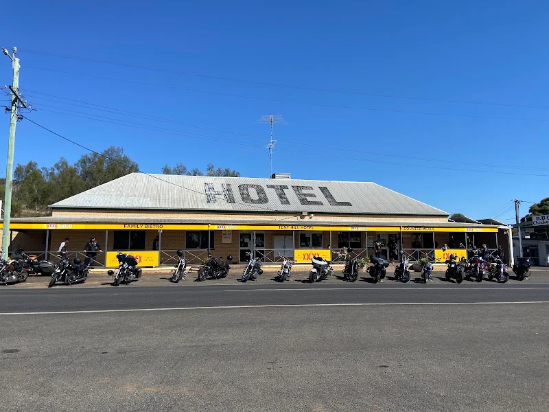 Tenthill Hotel