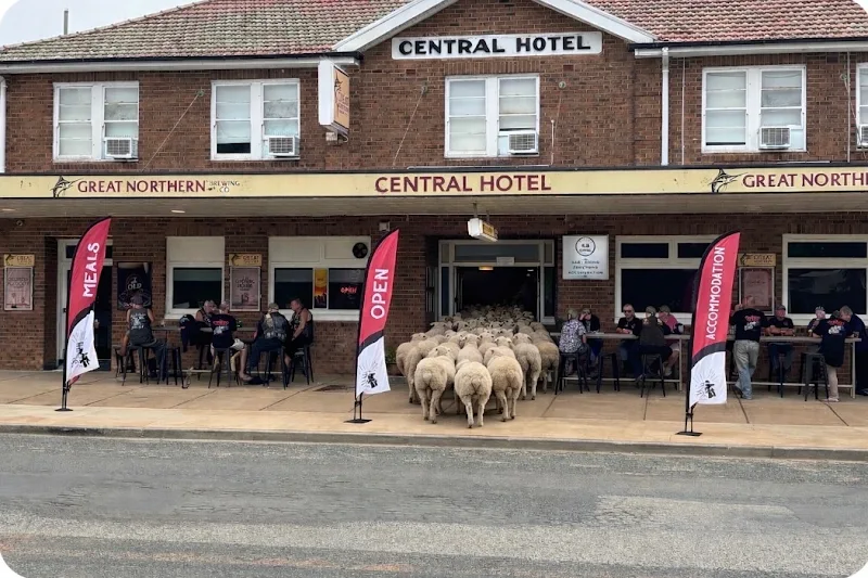 Central Hotel