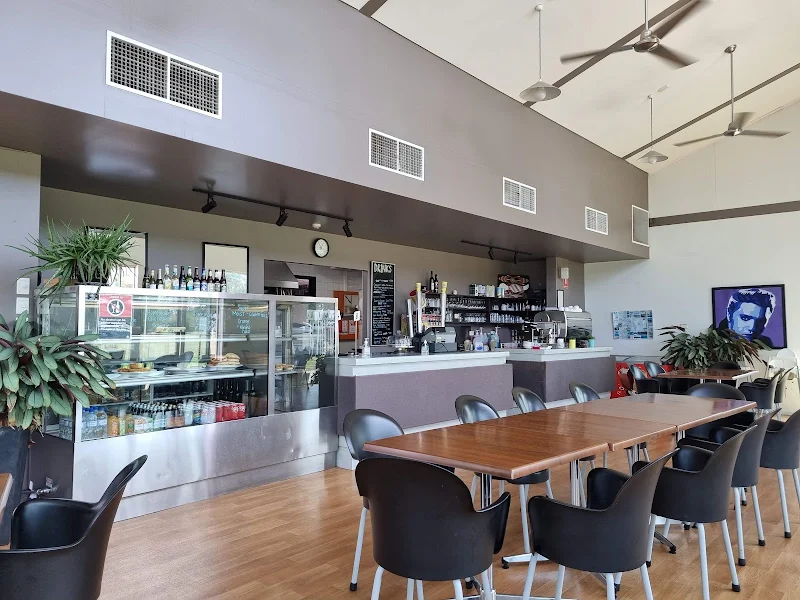 Dish Cafe