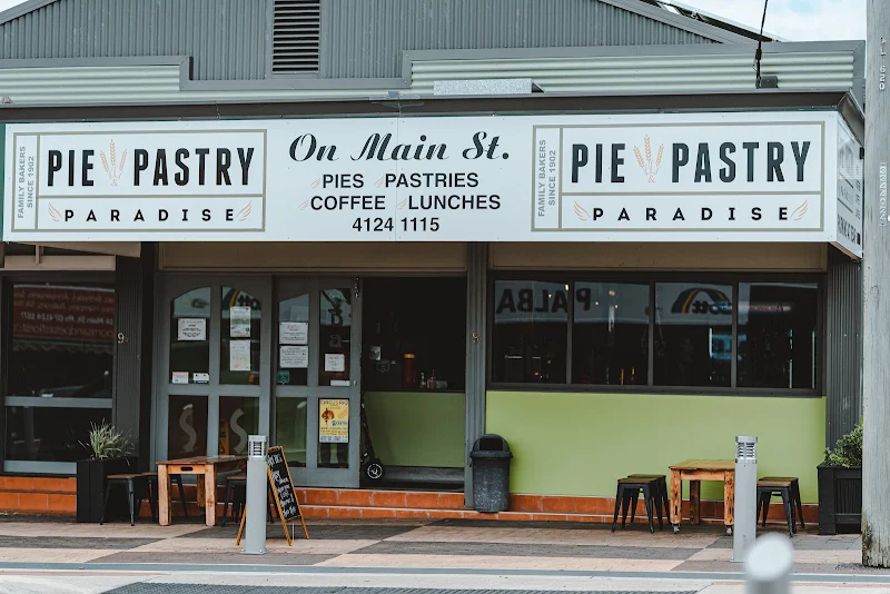 Pie & Pastry Paradise - Main Street