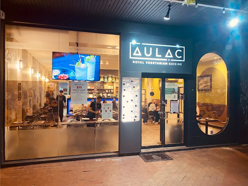 Au Lac Dickson Vegan Cuisine