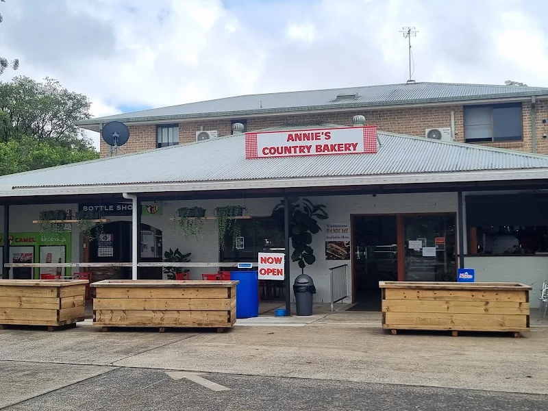 Annie's Country Bakery