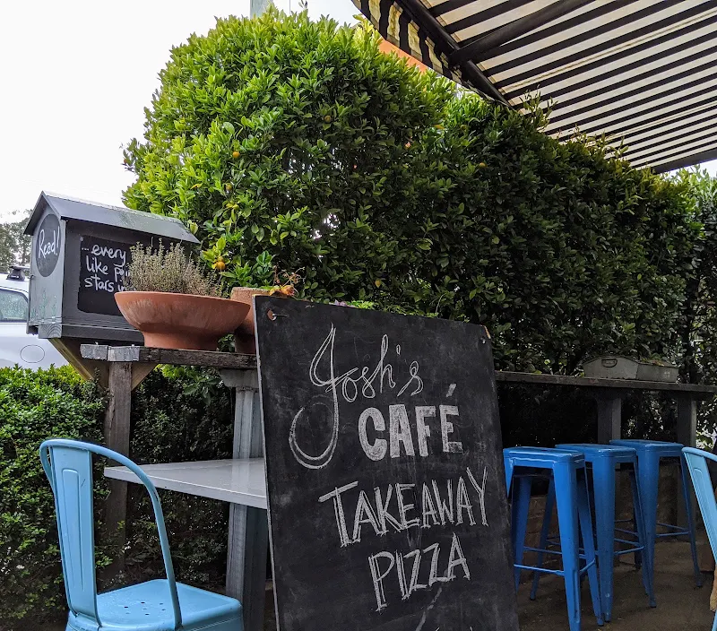 Josh's Cafe