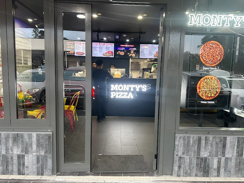 Monty’s Pizza Kings Langley