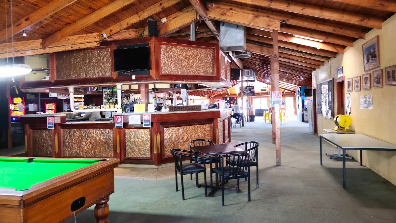 OUTBACK HOTEL.