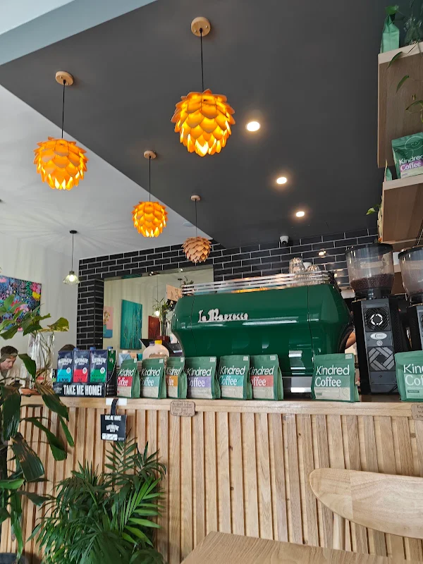 Early Bird Eatery & Specialty Coffee