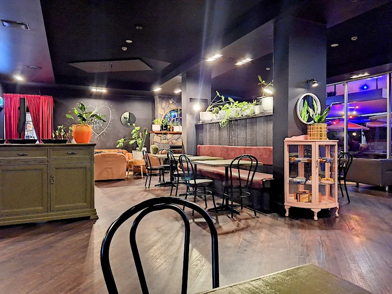 The Bearded Cactus - Smokin' Brews & Family Diner