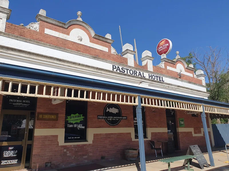 Pastoral Hotel