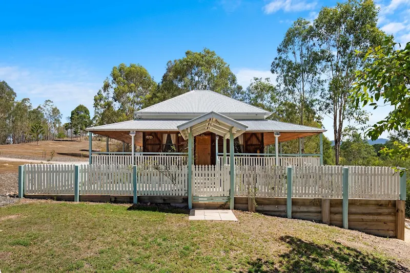 Barney Creek Vineyard Cottages