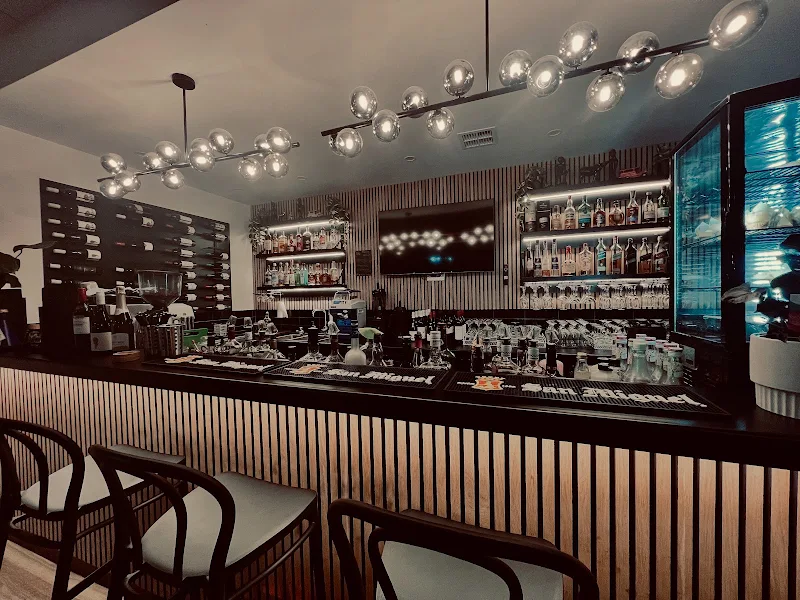 Cragens Bar and Restaurant