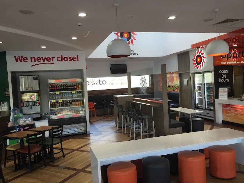 Oporto Hillbank Drive Thru