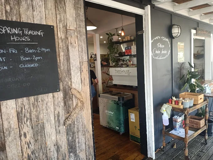 The Treehouse Cafe