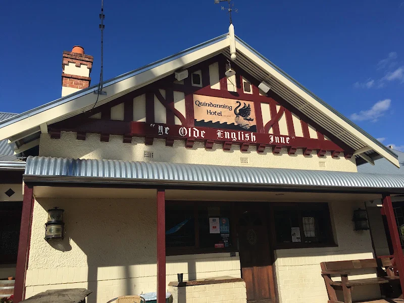 Quindanning Hotel