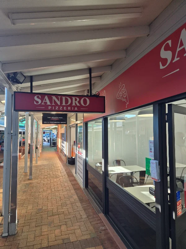 Sandro Pizzeria