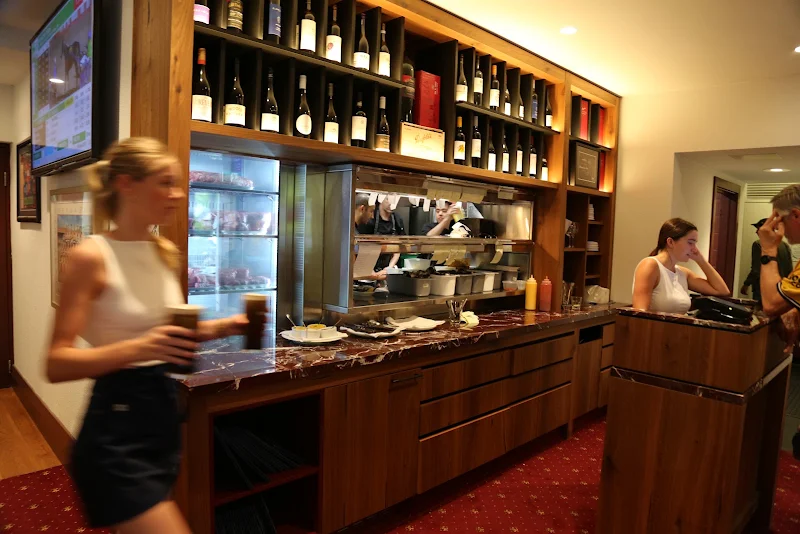 Rising Sun Hotel South Melbourne