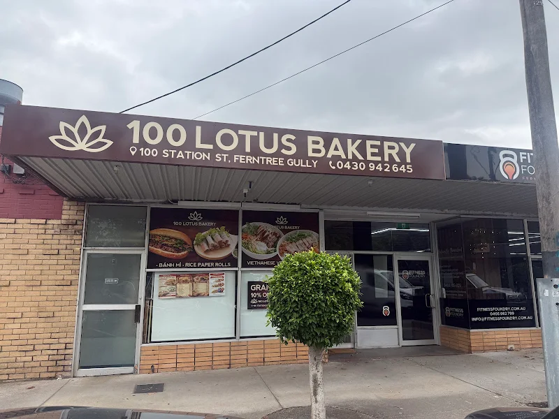 100 Lotus Bakery