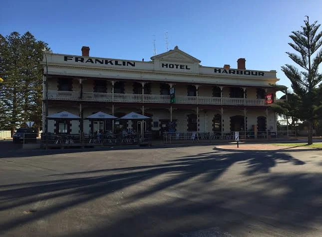 Franklin Harbour Hotel