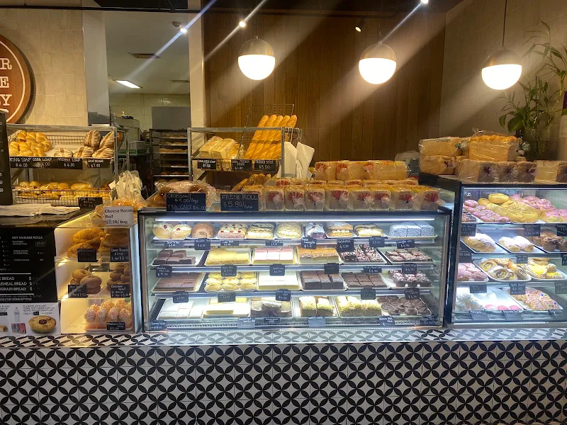 Summer Centre Bakery