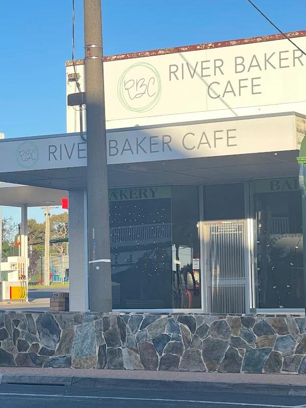 RIVER BAKER CAFE