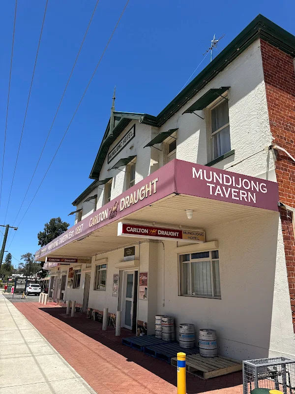 Mundijong Tavern