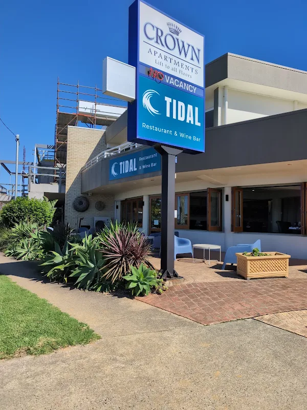 Tidal Restaurant & Wine Bar