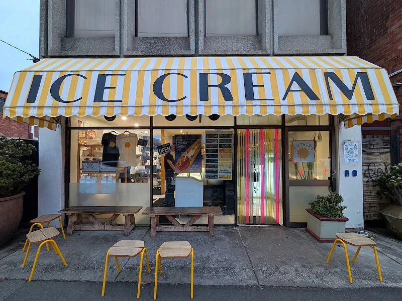 Luther's Scoops