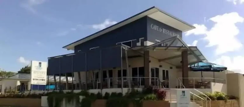 Tropixx Motel