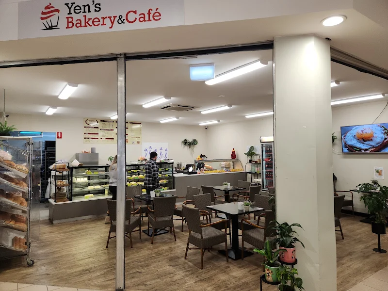 Yen's Bakery Plus