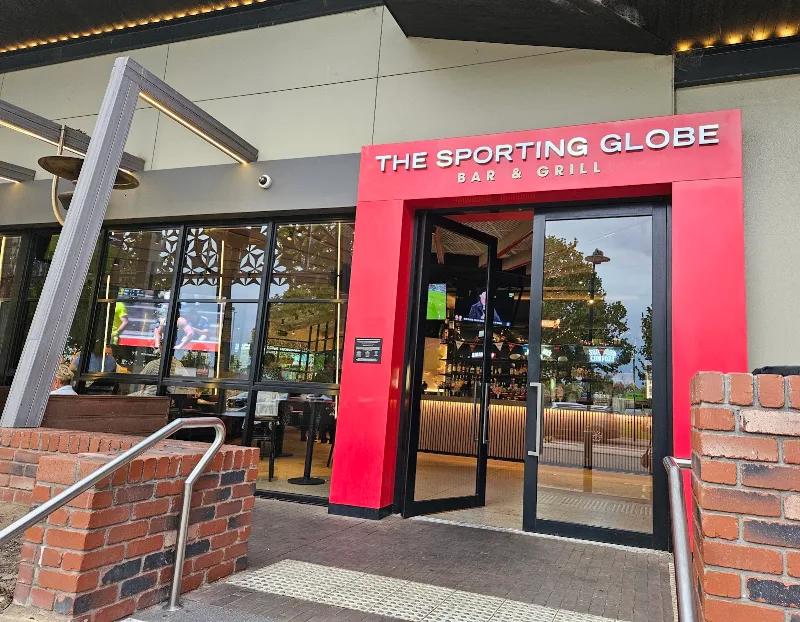 The Sporting Globe Bar & Grill Rockingham