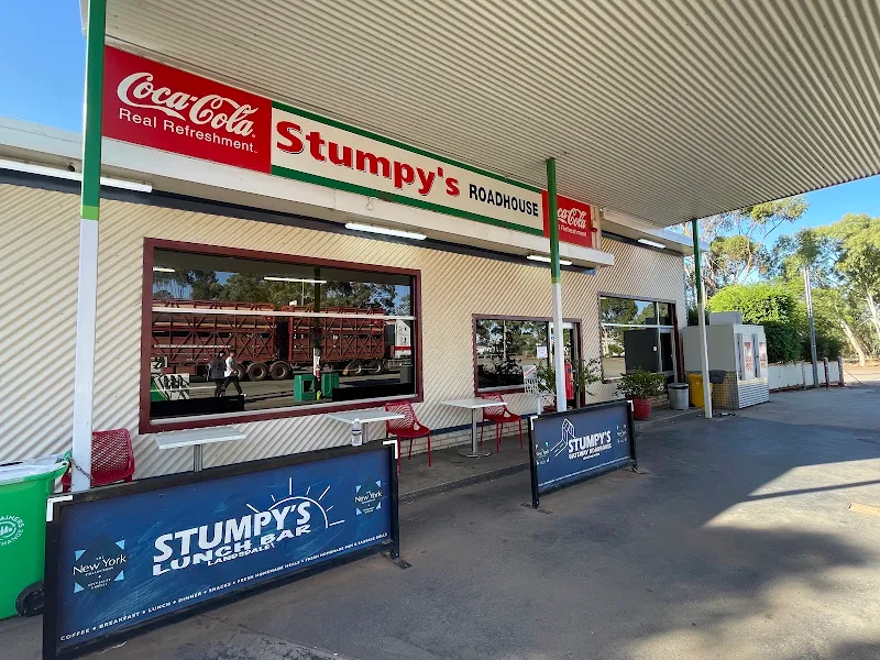 Stumpy'S Gateway Roadhouse