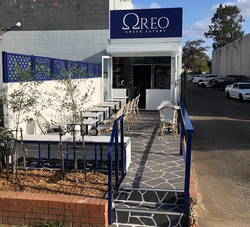 Oreo Greek Eatery
