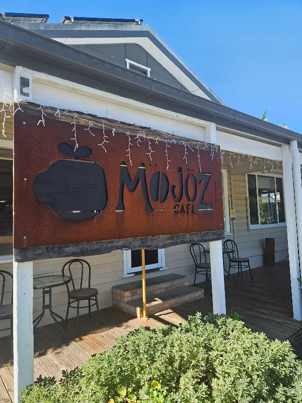 MOJOZCafe