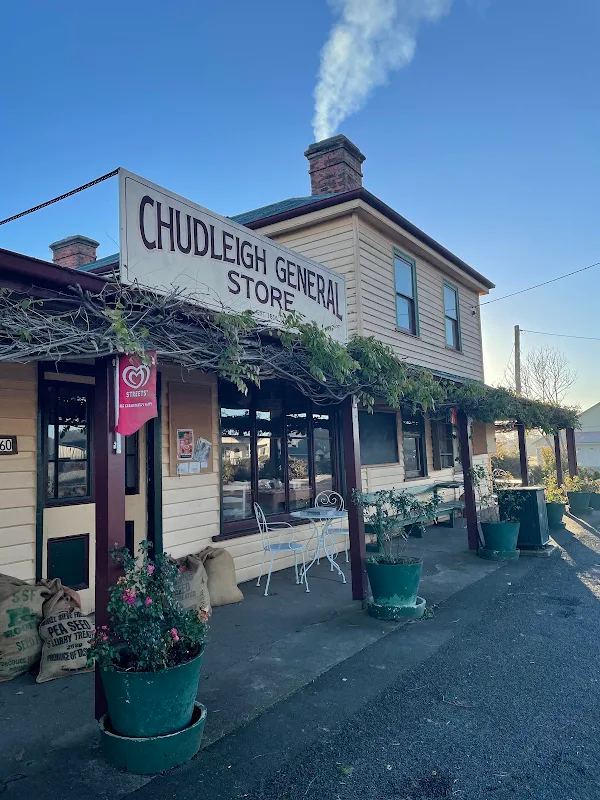 The Hearth of Chudleigh (Emporium, Cafe & Event Space)