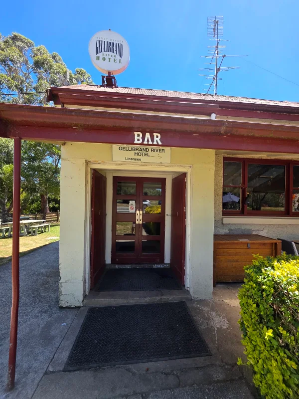 Gellibrand River Hotel