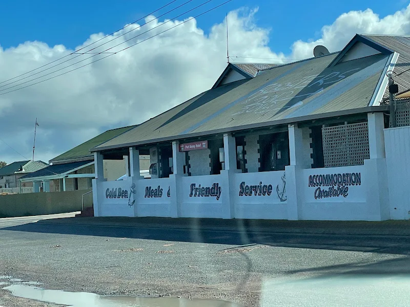 Port Kenny Hotel