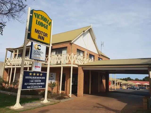 Golden Chain Victoria Lodge Motor Inn