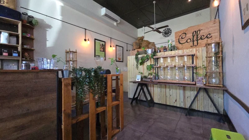 Leaf n Bean TAKEAWAY Coffee and Food