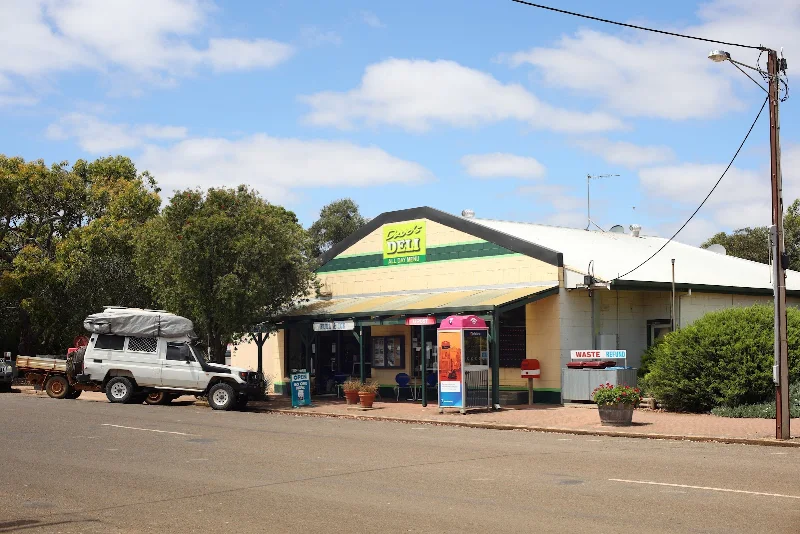 Davo's Deli