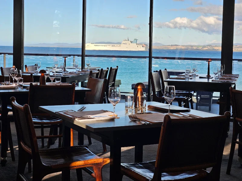 Mrs Jones Restaurant Bar Lounge