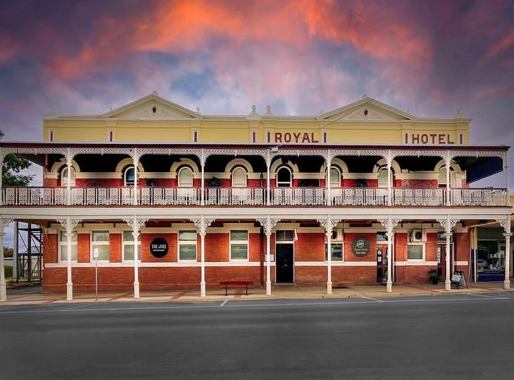 Royal Hotel Sea Lake